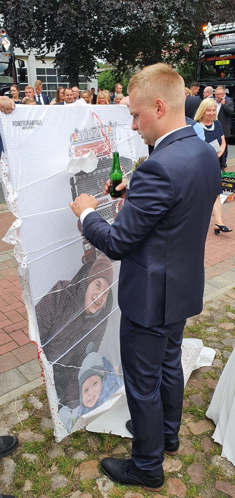 POWERDRAWINGS - Dein Fahrzeug als Zeichnung